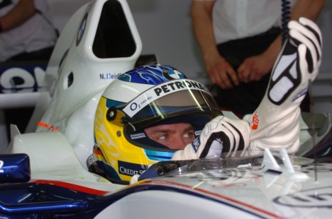 Nick Heidfeld fik en løftet pegefinger af stewards i Bahrain